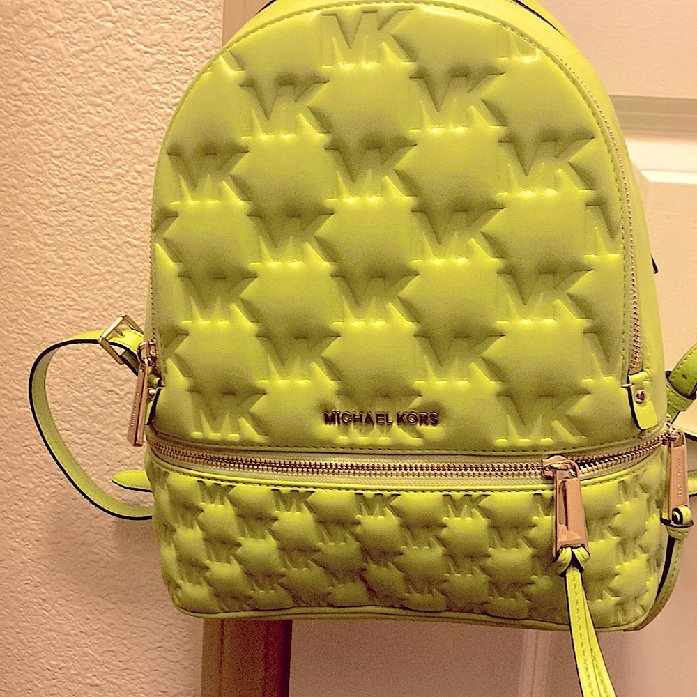 MSRP $428 NWT MICHAEL KORS MED RHEA BACKPACK IN BRIGHT LIMEADE